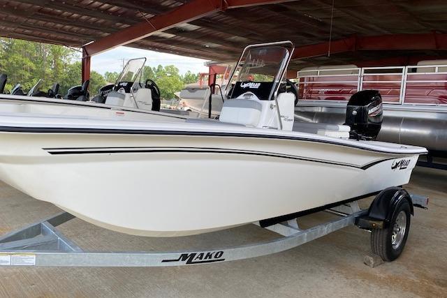 2026 Mako Pro Skiff 15 CC