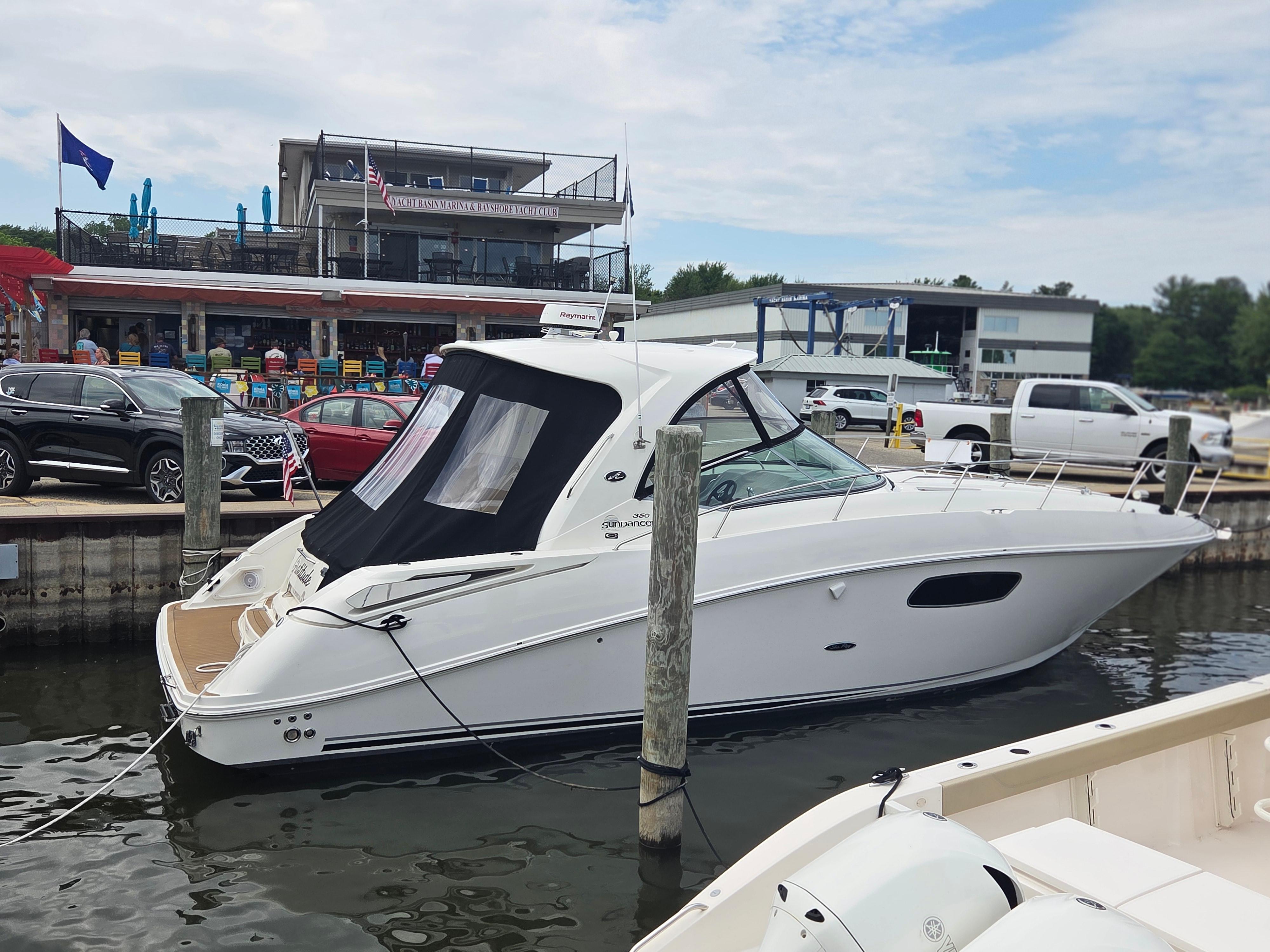 2008 Sea Ray 350 Sundancer