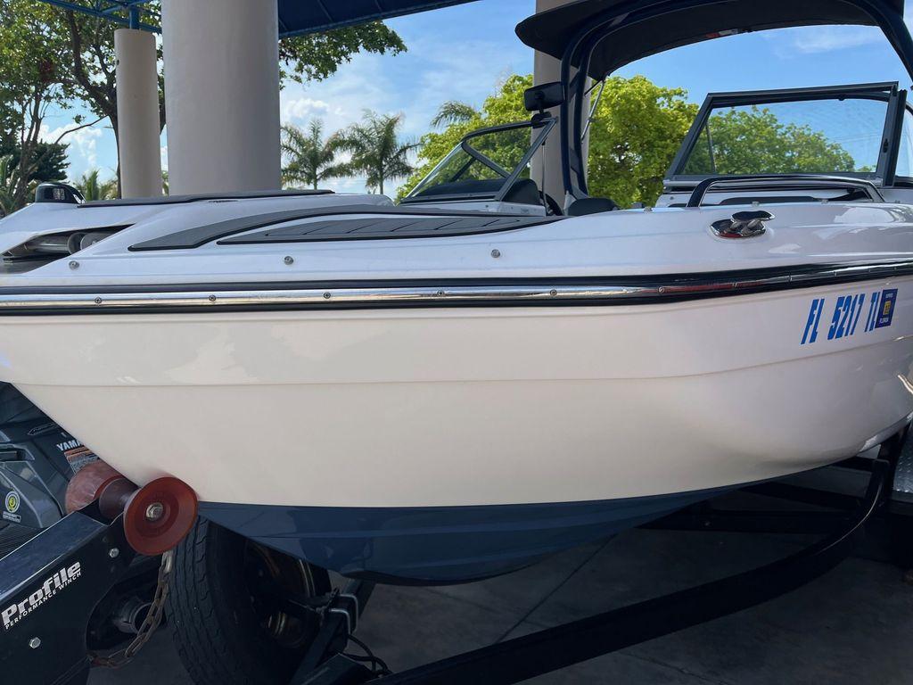 2018 Yamaha Boats 212 Limited