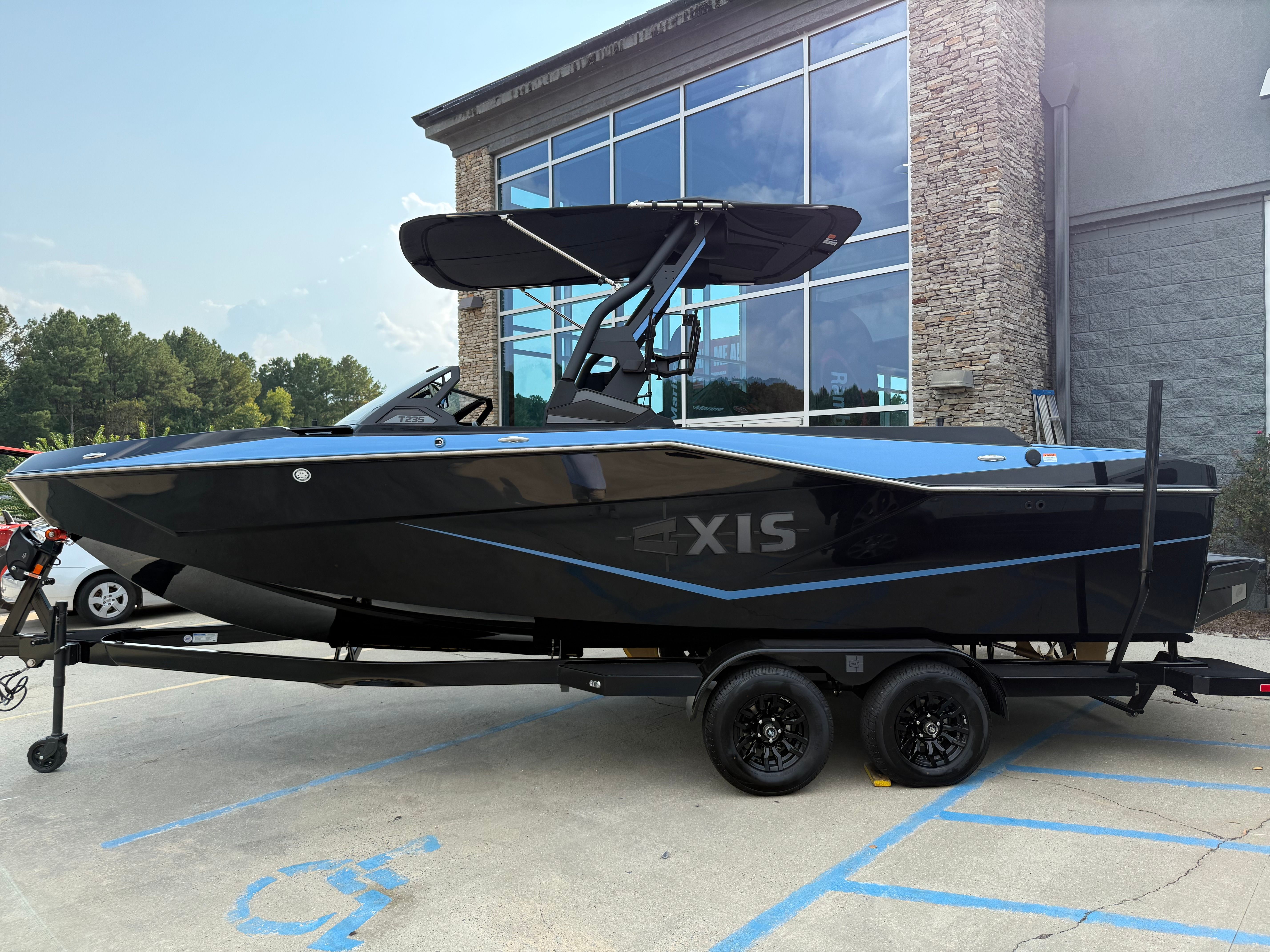 Axis T235 2026 AXIS T235 - Image 3