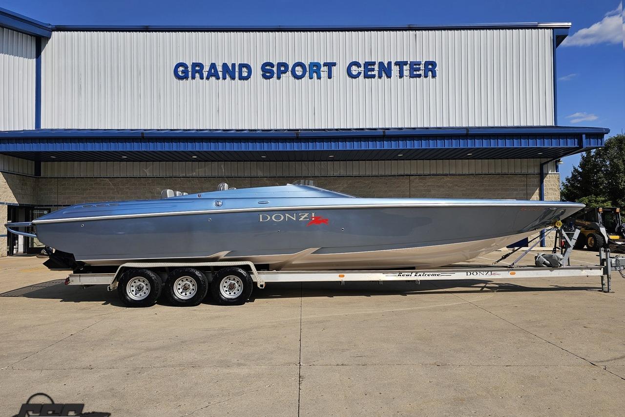 2007 Donzi 35 ZR
