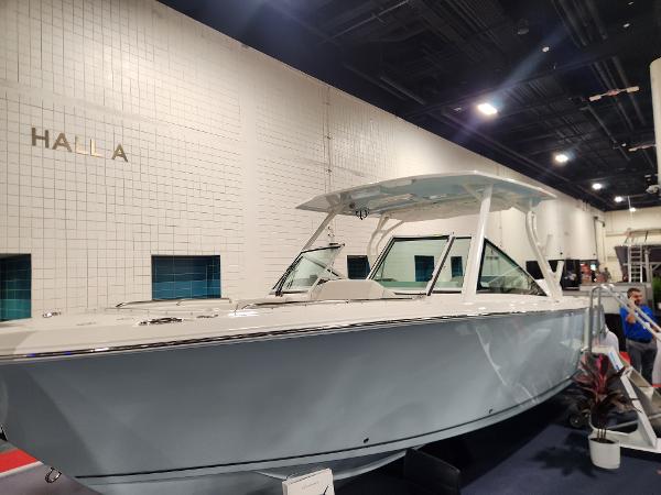 2025 Sailfish 276 DC