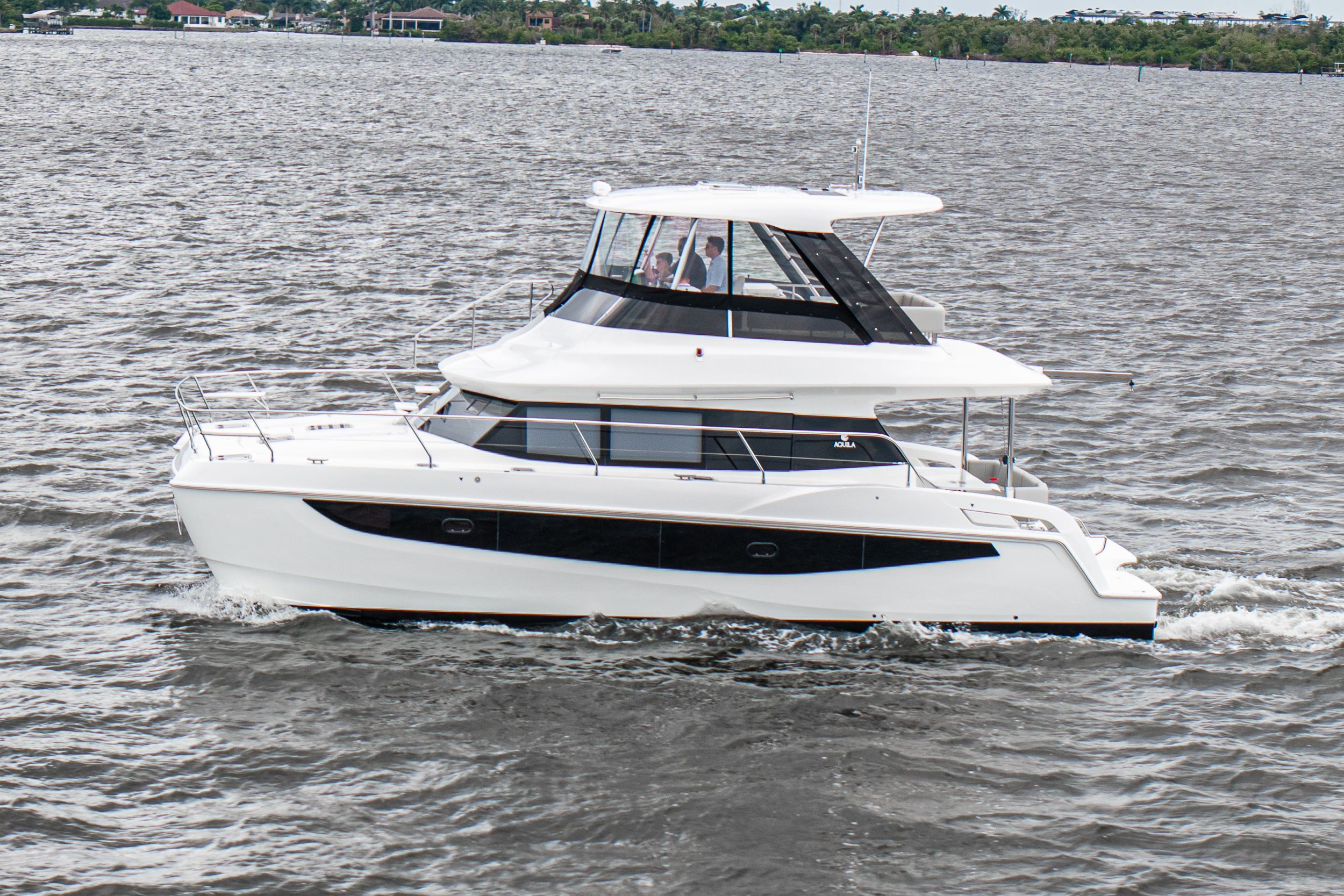 2024 Aquila 42 Yacht