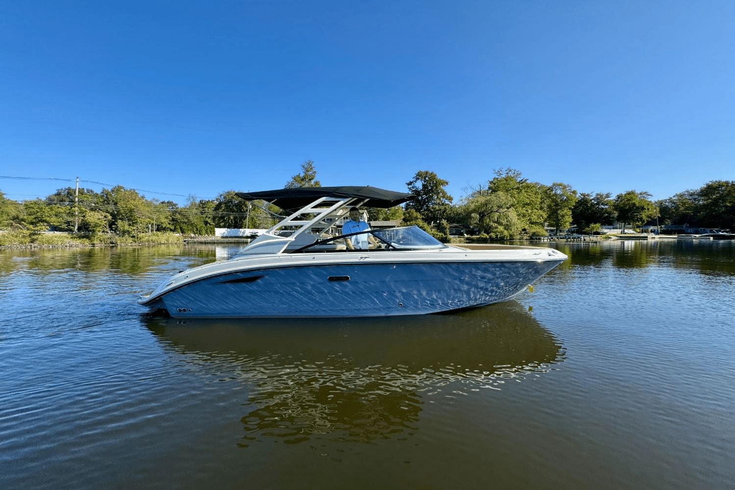 2025 Sea Ray SDX 250
