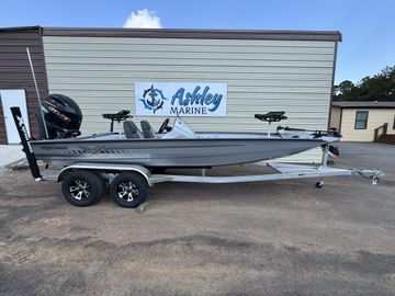 2026 Xpress H20C Crappie
