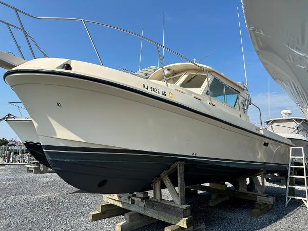 Albin 28 Tournament Express boats for sale 