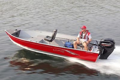 Lund 1600 Fury Tiller Boat