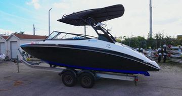 2016 Yamaha Boats 242X E-Series