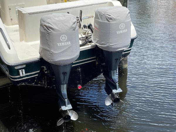 2001 Pursuit 2870 Center Console