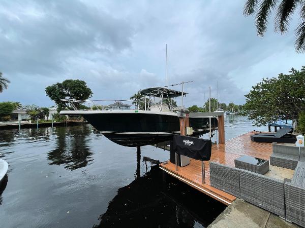 2001 Pursuit 2870 Center Console