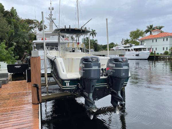 2001 Pursuit 2870 Center Console
