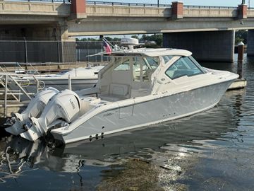 2024 Pursuit DC 326 Dual Console