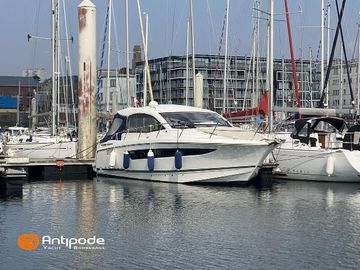 2010 Jeanneau Leader 10