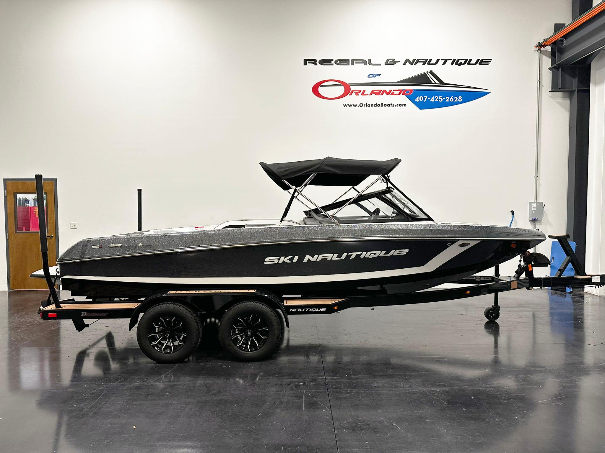 2025 Nautique Ski 200