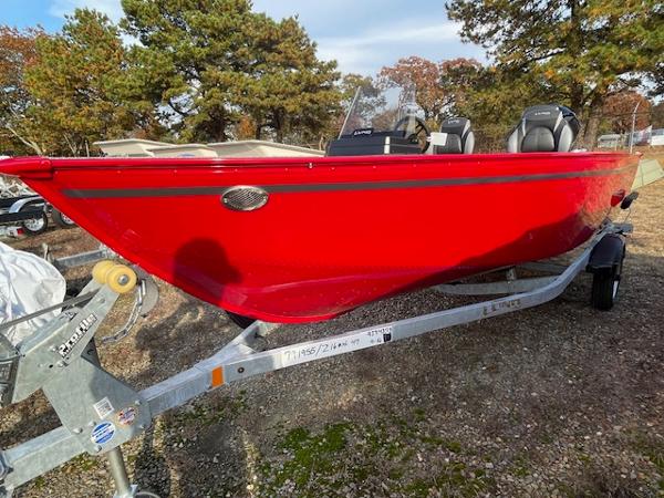 2025 Lund 1650 Angler SS