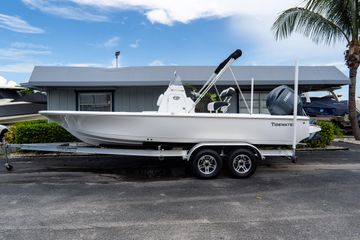 2026 Tidewater 2110 Bay Max