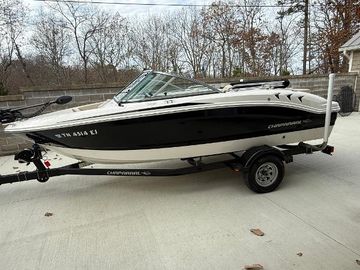 2014 Chaparral 18 H2O Ski & Fish