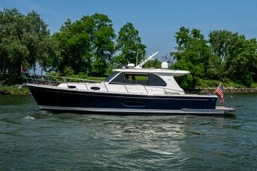 2017 Grand Banks 44 Eastbay SX