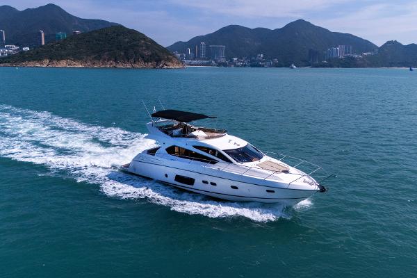 2013 Sunseeker Manhattan 63