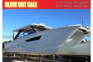 World Cat 400 DC-X 2023 World Cat 400 DC-X boat on sale, discounted from $1,146,697 to $622,780.