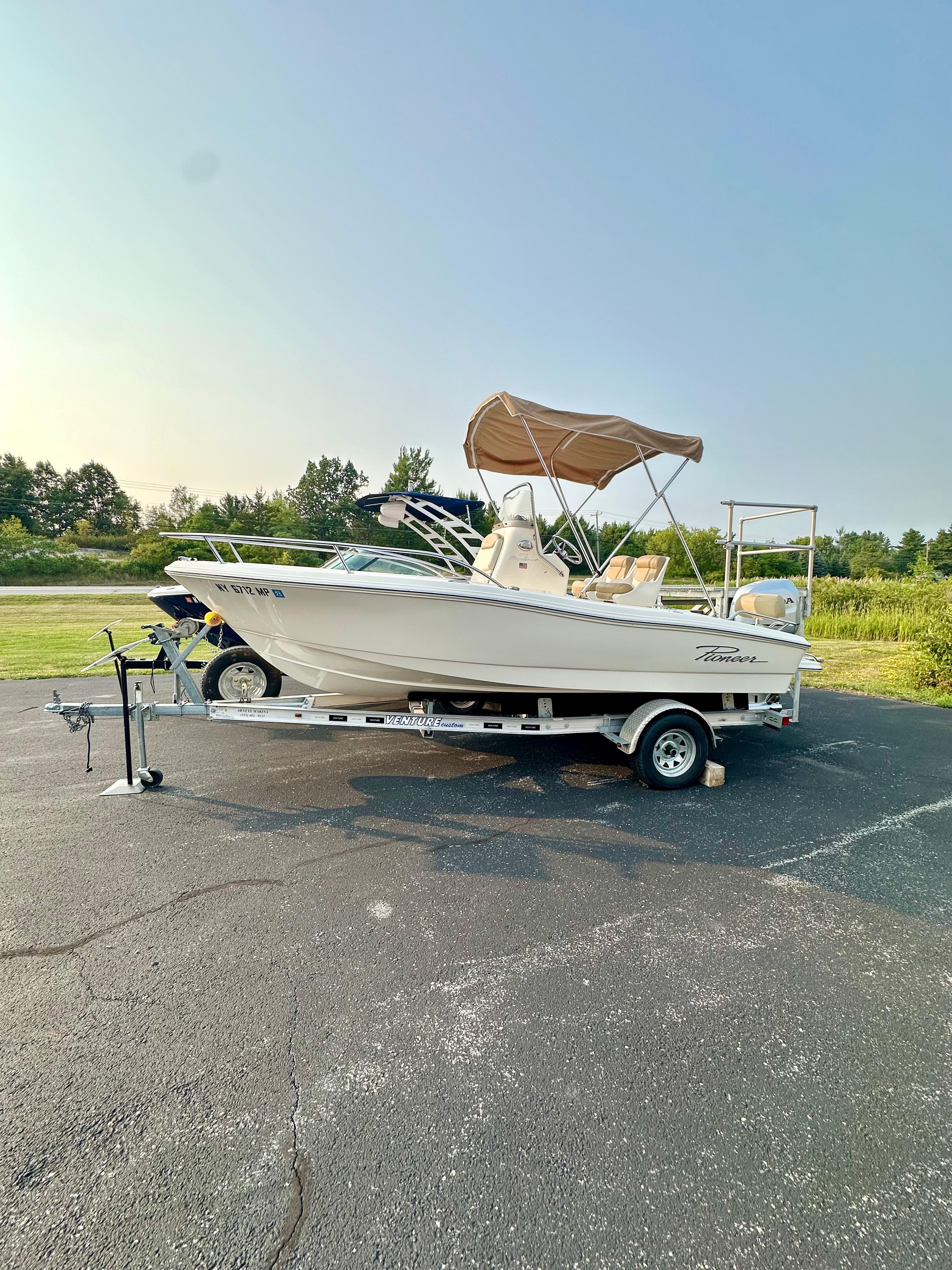 2018 Pioneer 175 Bay Sport