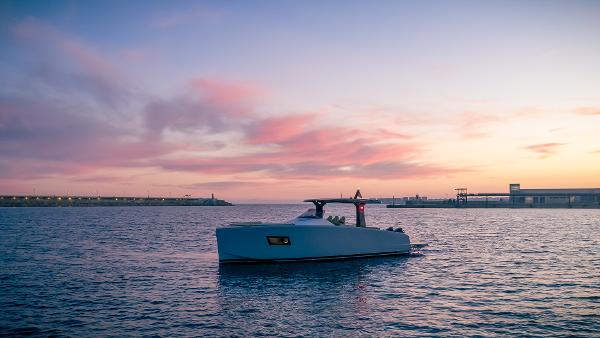 2024 Tesoro T-40 Outboard