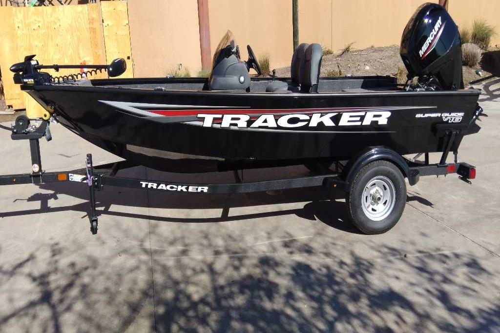2026 Tracker Super Guide V-16 SC