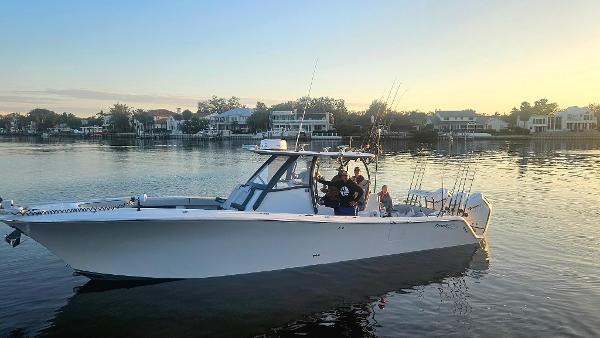 Front Runner 36 Center Console