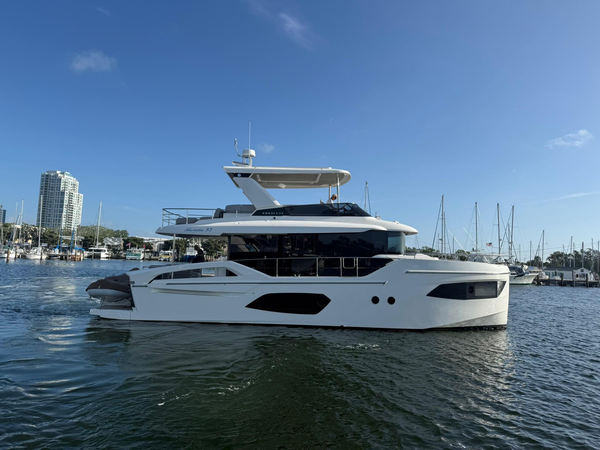 2025 Absolute NAVETTA