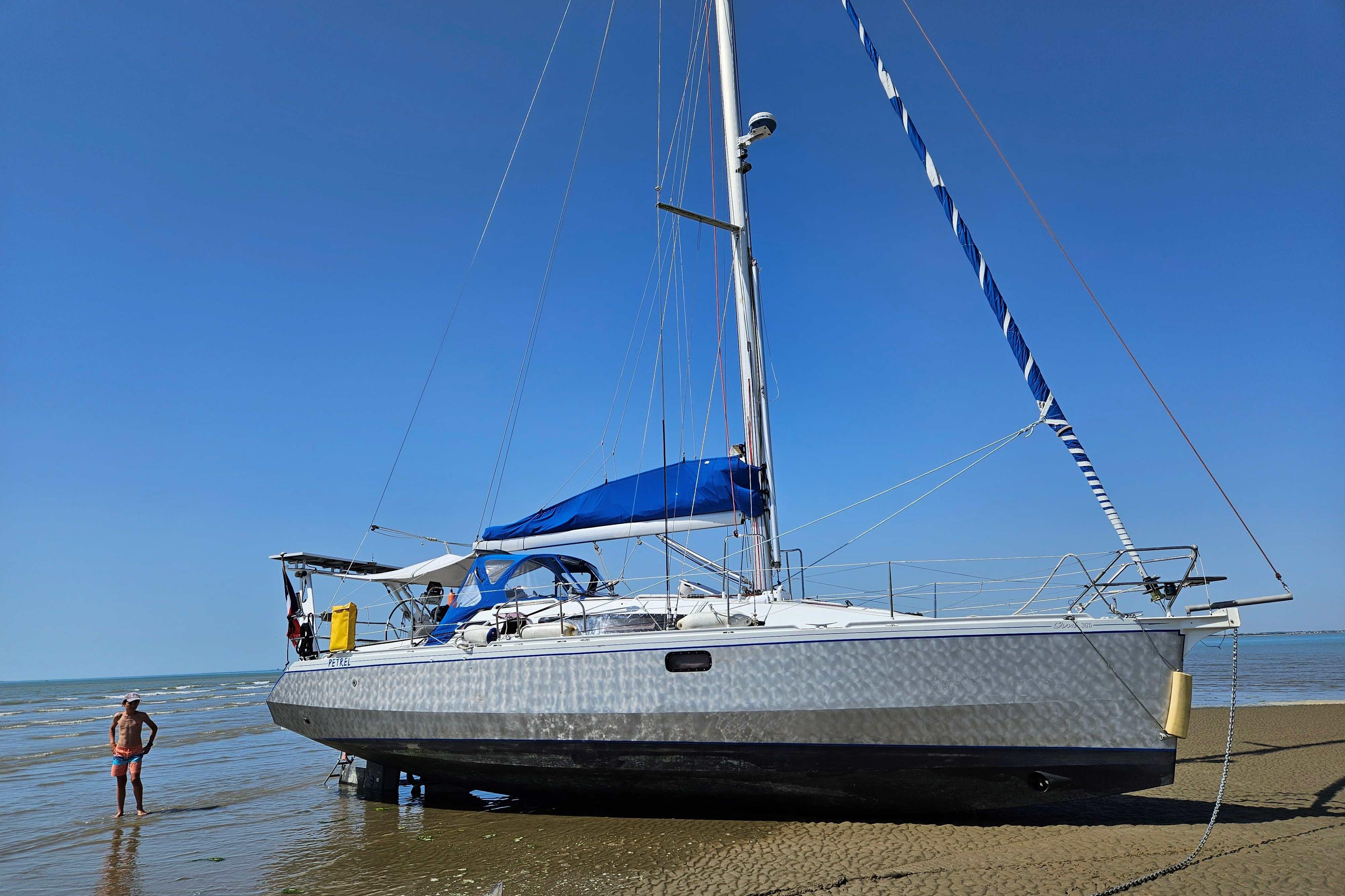 2010 Alubat Ovni 365