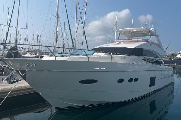2013 Princess 72 Motor Yacht