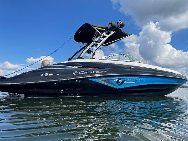 2021 Crownline Eclipse E255 SURF