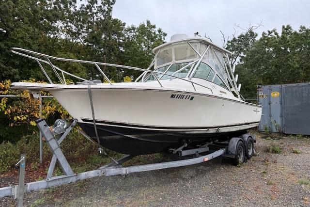 2005 Albemarle 248 Express Fisherman