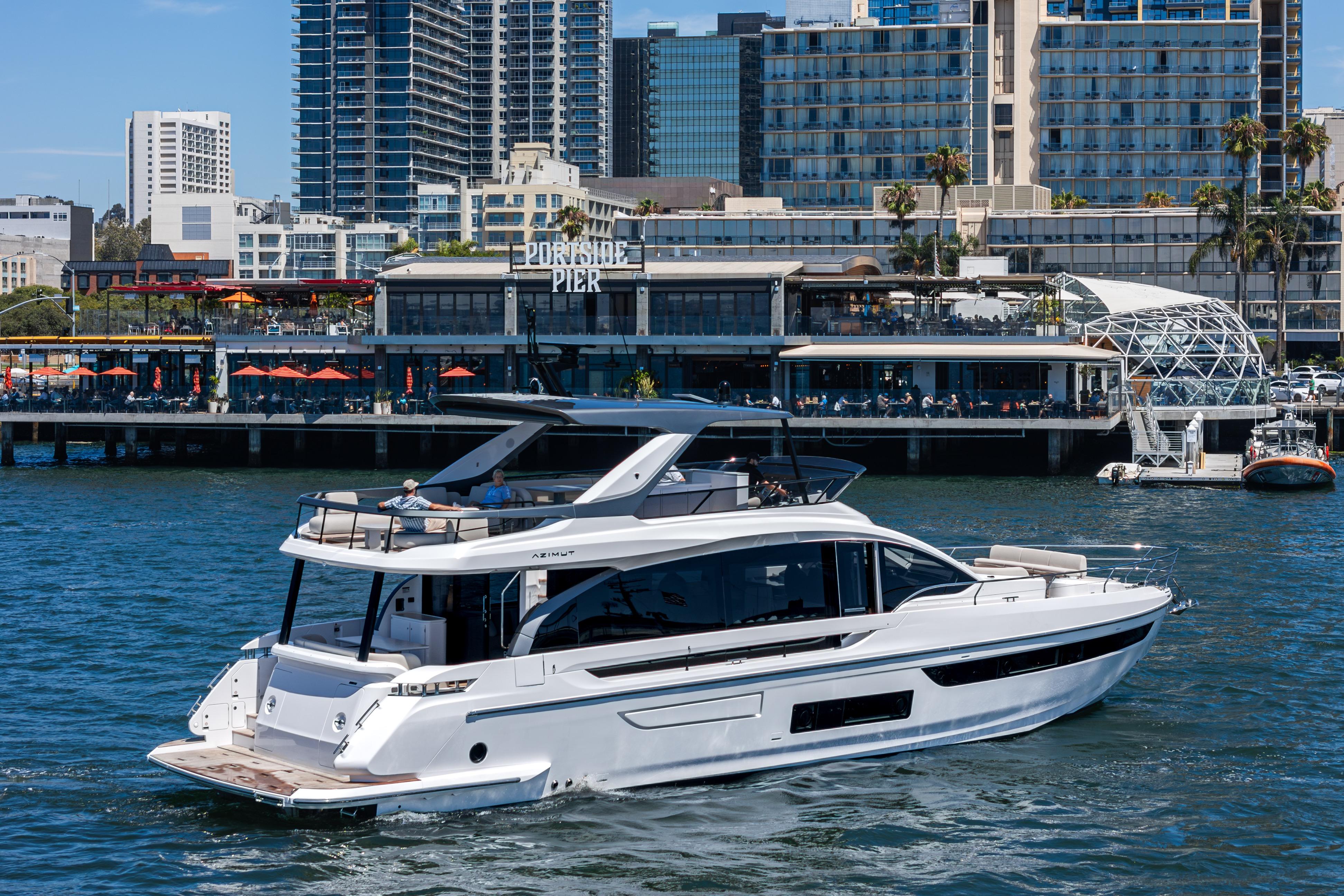 2026 Azimut Fly 72
