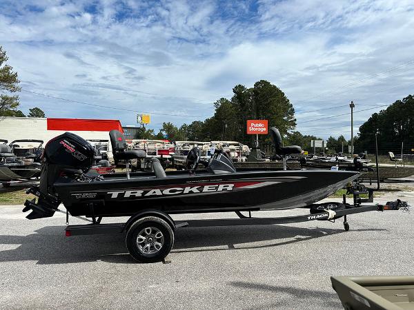 Tracker Pro Team 195 Tournament Edition 2025 Tracker® Boats Pro Team™ 195 TXW Tournament Ed.