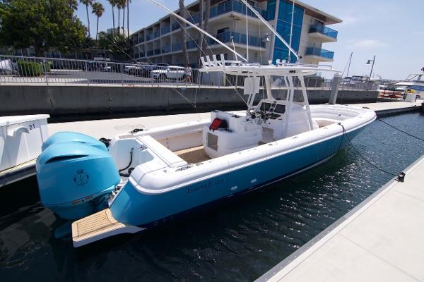 2013 Intrepid Center Console