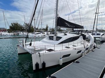 2018 Xquisite Yachts X5