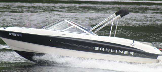 2011 Bayliner 185