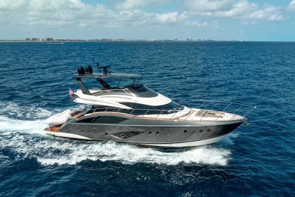 Marquis 660 Sport Yacht 2016 Marquis 660 Sport Yacht cruising on open water.