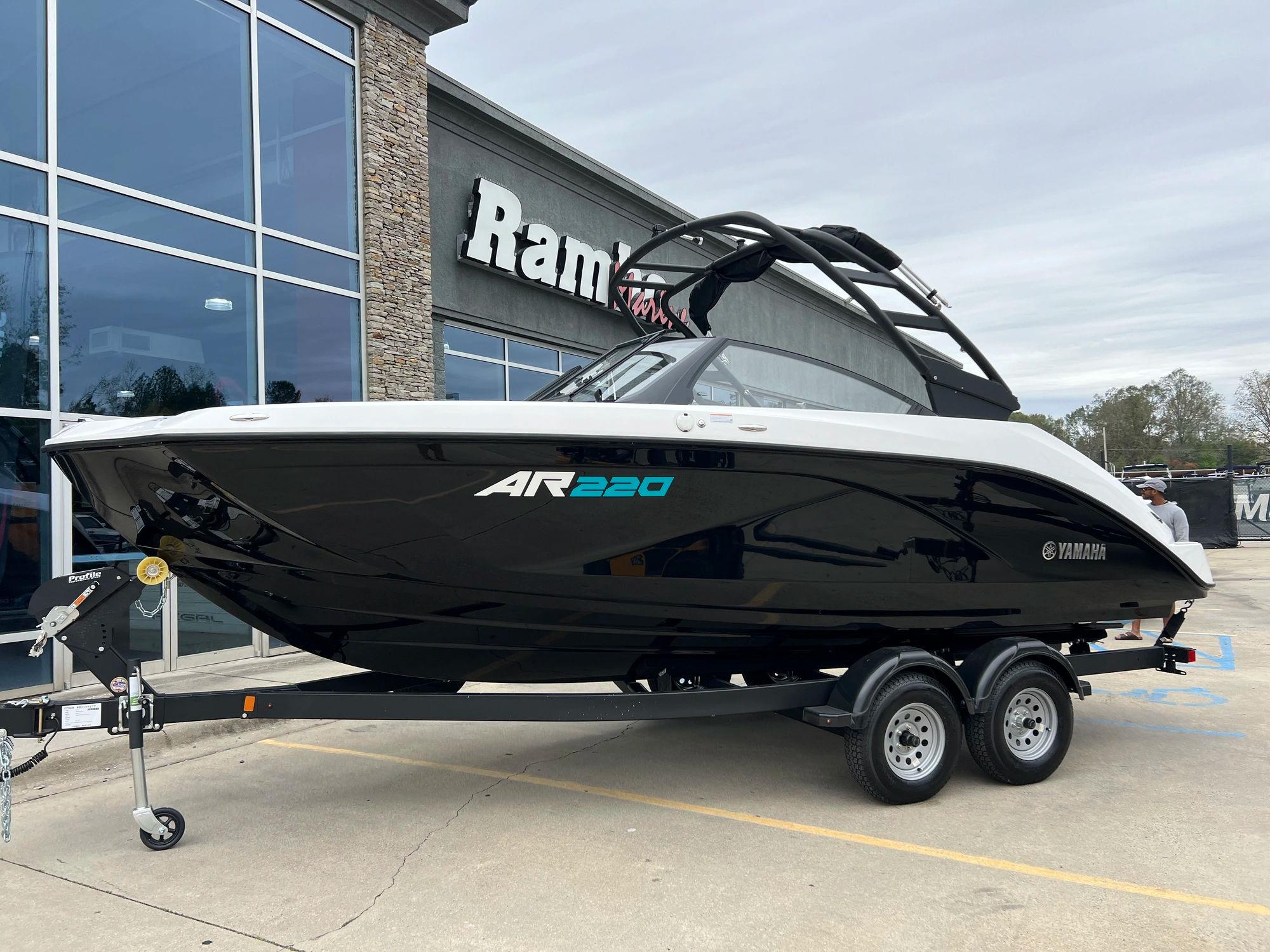 2025 Yamaha Boats AR220, Westover United States