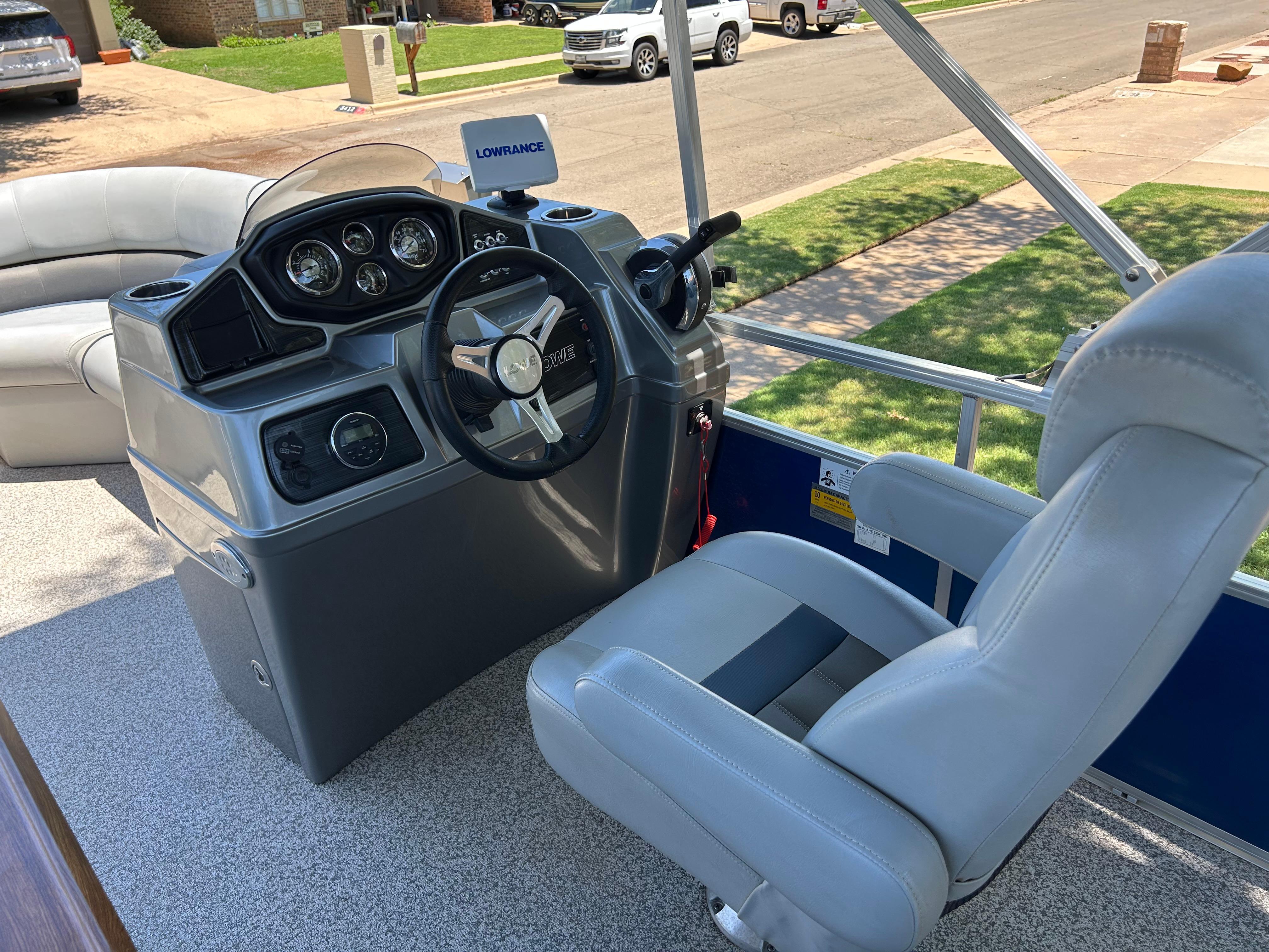 2017 Lowe SF212 Sport Fish