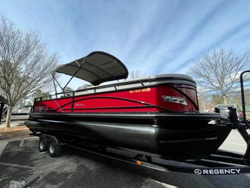 2021 Sun Tracker REGENCY 250 DL3