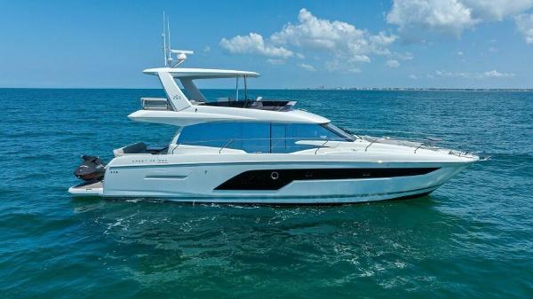2022 Prestige 590