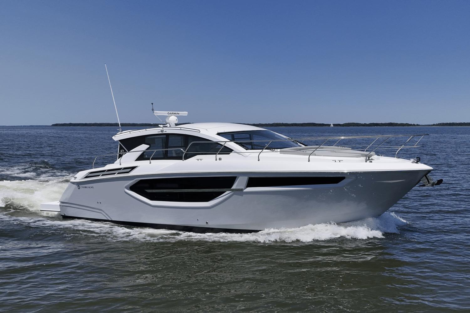 2025 Cruisers Yachts 42 Cantius