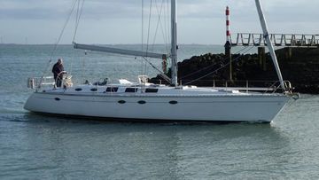 1989 Hunter 45 LEGEND