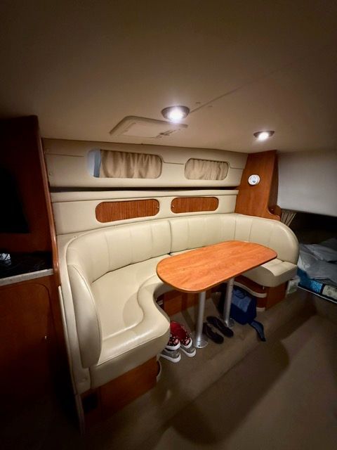 2006 Rinker 342 Express Cruiser