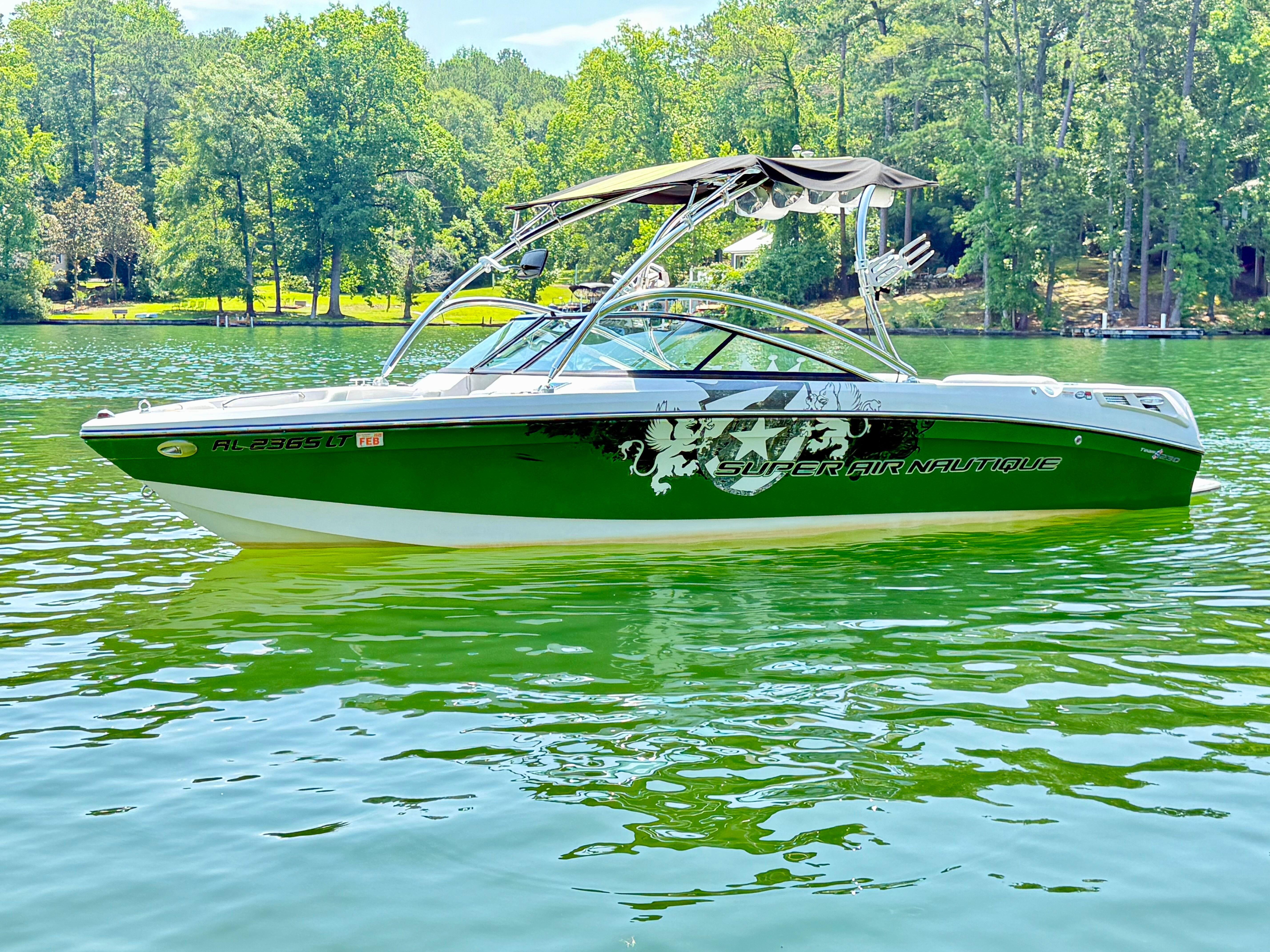 2008 Nautique Super Air 230