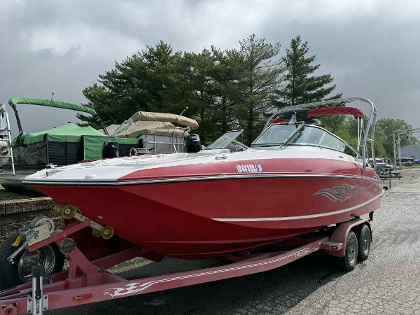 2008 Regal 2520 FasDeck