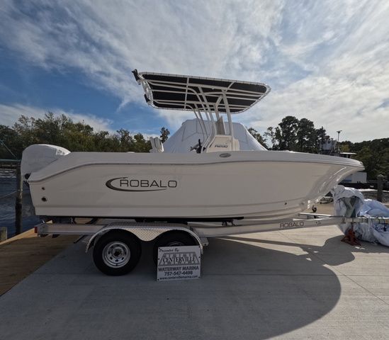 2026 Robalo R200 In stock