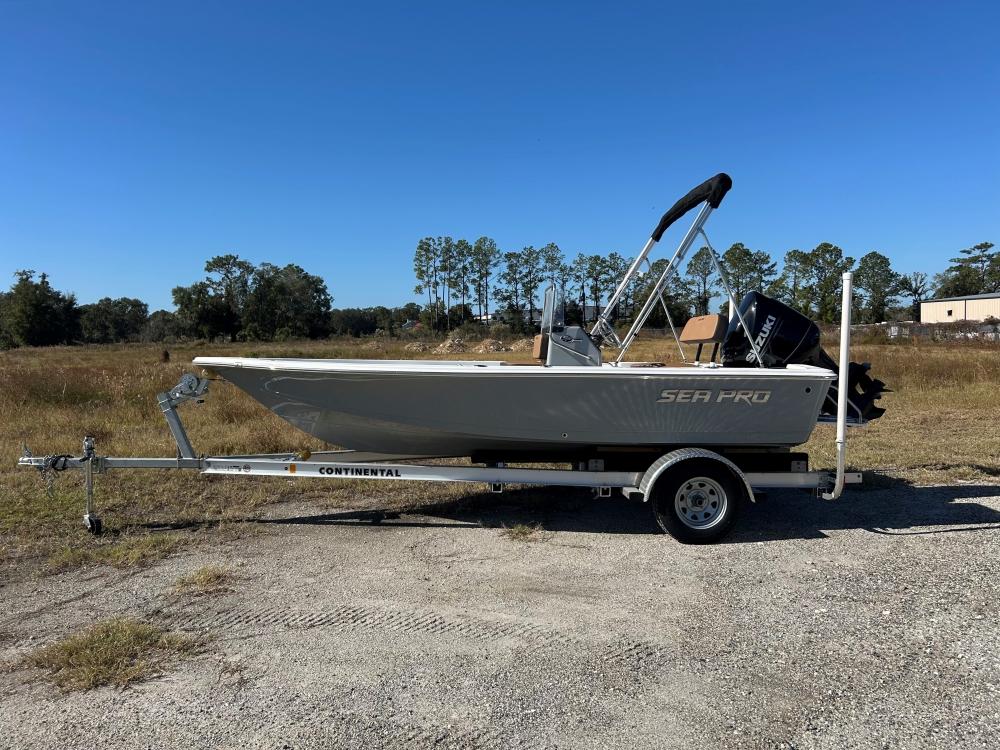 2025 Sea Pro 172 Bay